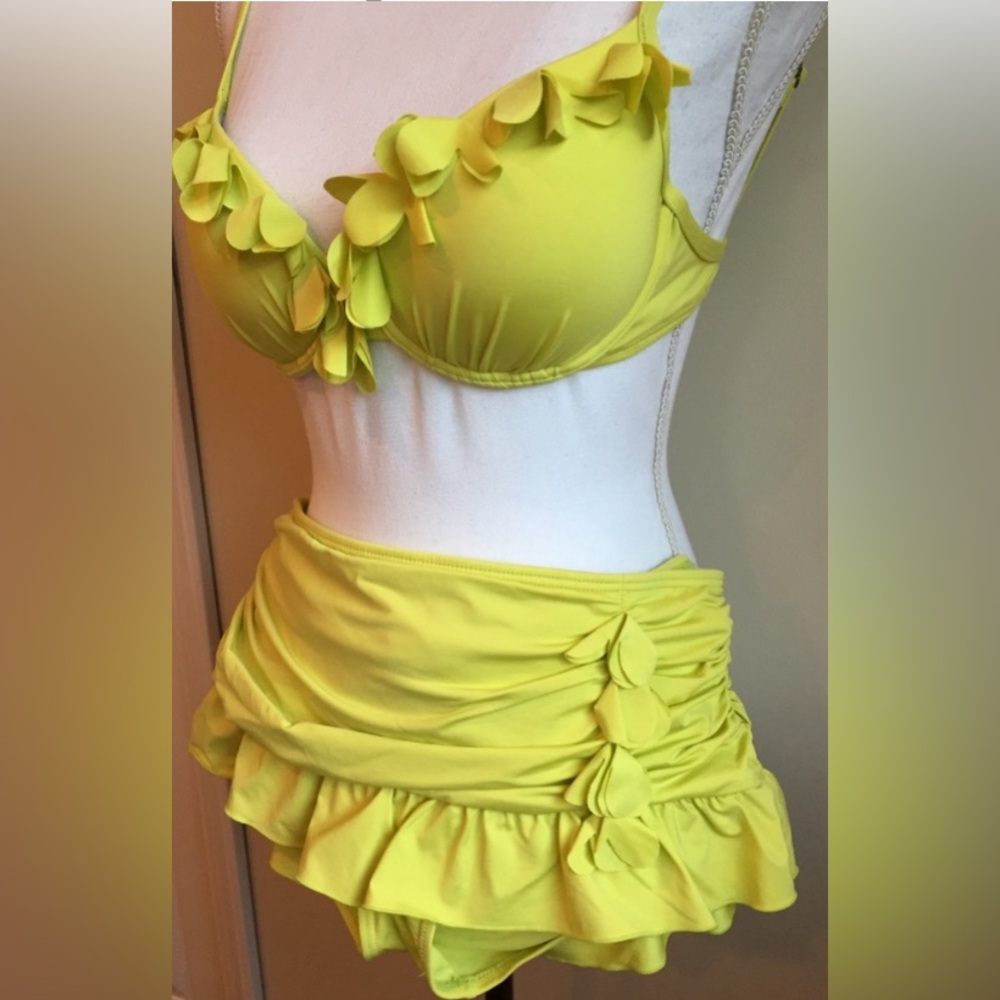 Kenneth Cole Yellow Bikini Size M